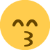 😙 Visage qui s’embrasse avec des yeux souriants Emoji Signification
